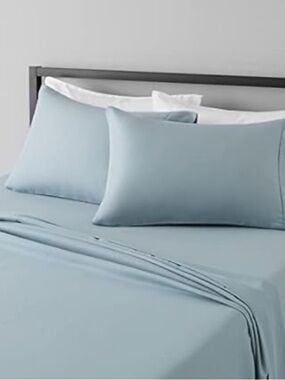 Full Size Microfiber Sheet Set, Breathable, Amazon Essentials, NEW